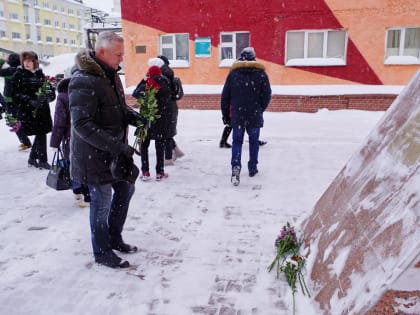 В День защитника Отечества в Дудинке почтили память поколений защитников Родины