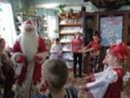 В сельской библиотеке Ворогово прошел Новогодний утренник