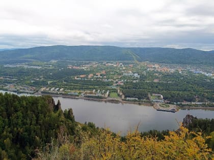 Глава города пригласил дивногорцев провести субботники в своих дворах