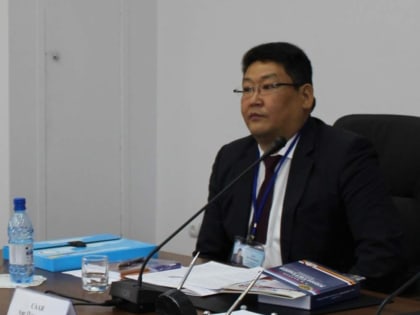 В Туве судят экс-председателя КС республики за присвоение 1,4 миллиона рублей