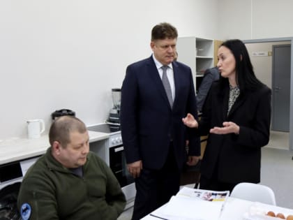 В регионах Сибири работают программы адаптации и профессиональной подготовки участников СВО
