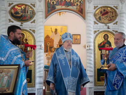 Митрополит Пантелеимон: неверующие погружаются в пучину смерти, а верующие идут на подъем к свету жизни