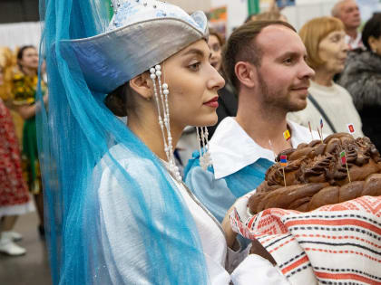 В Красноярском крае День урожая отметили ярмаркой и выставкой сельхозтехники