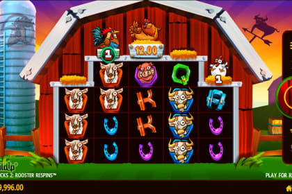 Lucky Clucks 2: Rooster Respins gameplay image