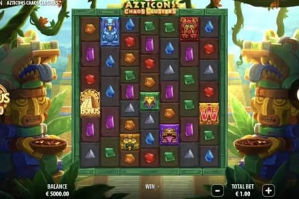 Azticons Chaos Clusters gameplay image
