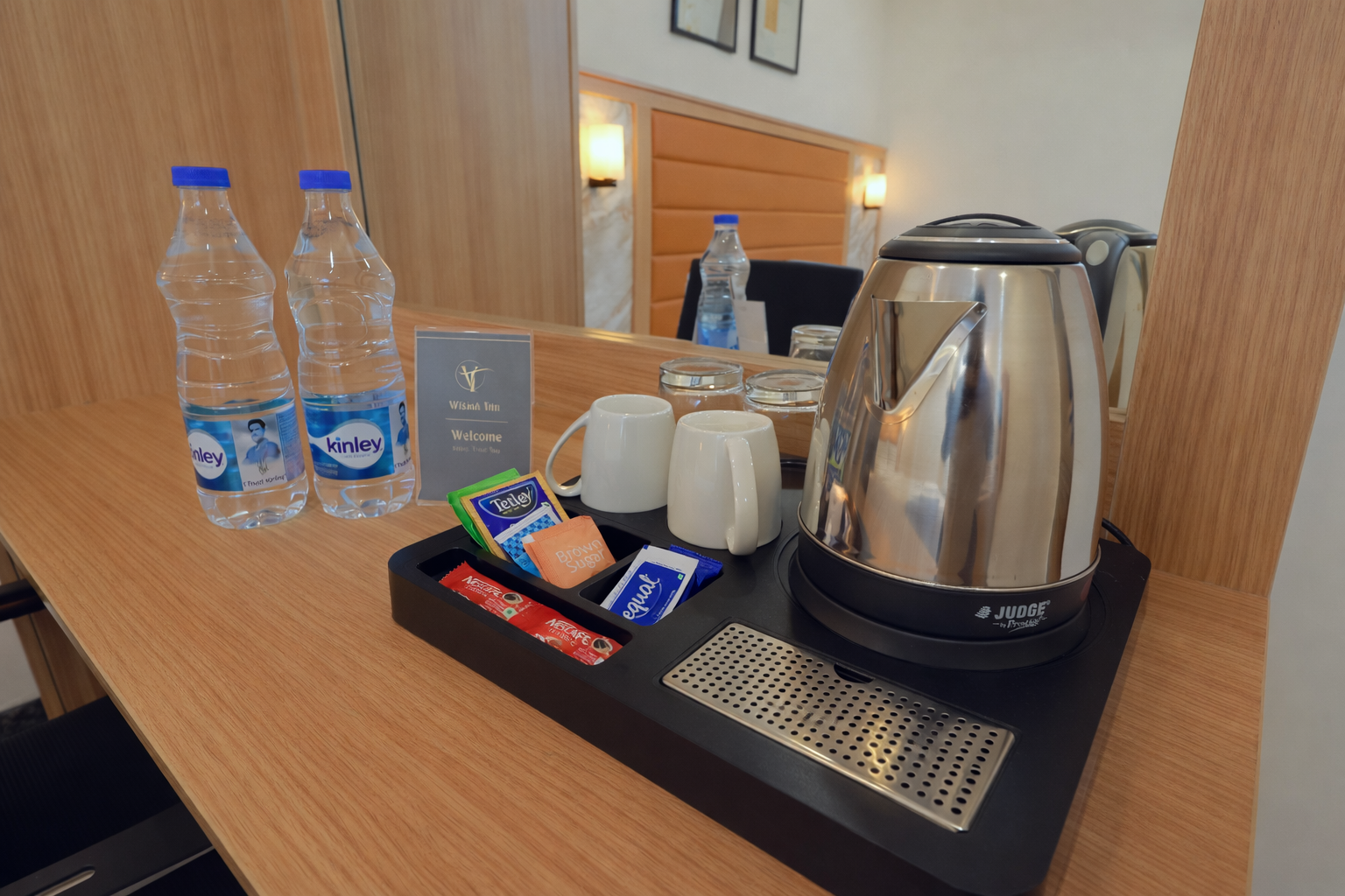 Semi-Deluxe Room - Image 5