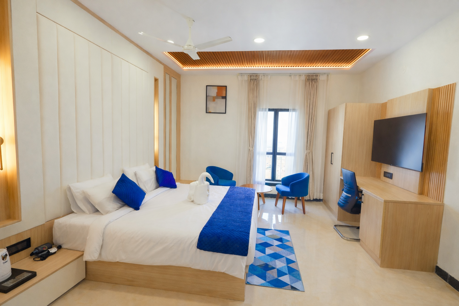 Premium Suite Room - Image 3