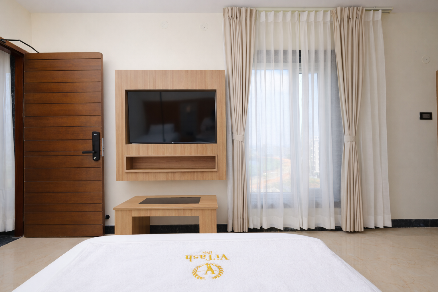 Premium Twin Room View - Image 3