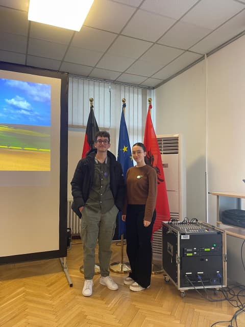 Cover image for Olimpiada e Gjuhës gjermane