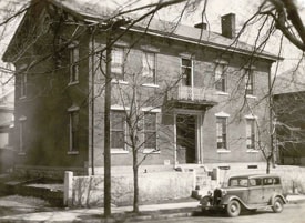 Photo, 701 E. Washington St., Belleville, IL, 1937.