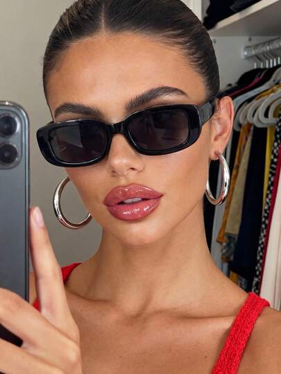 Unisex Black Rectangular Sunglasses
