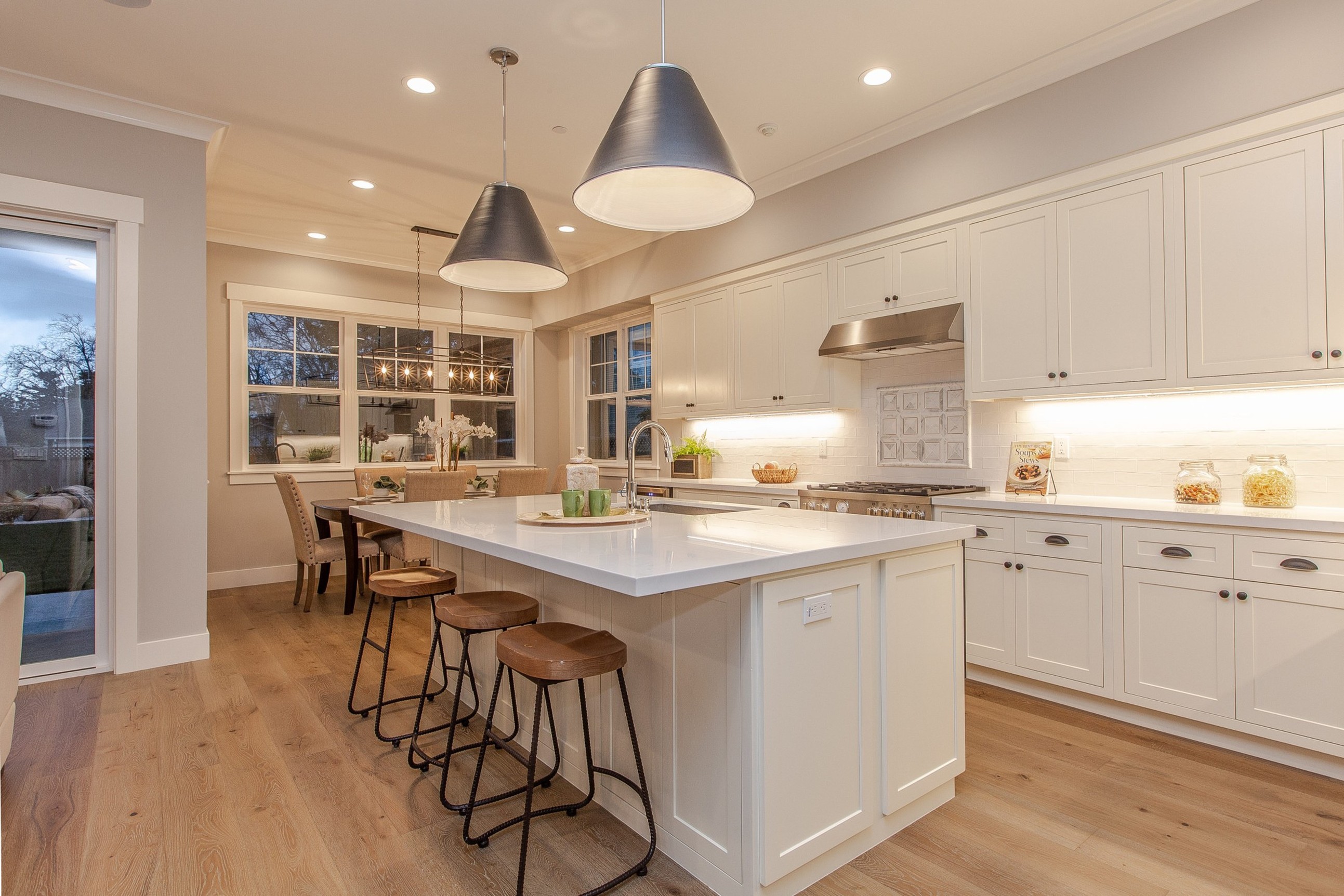 Naglee Avenue 1