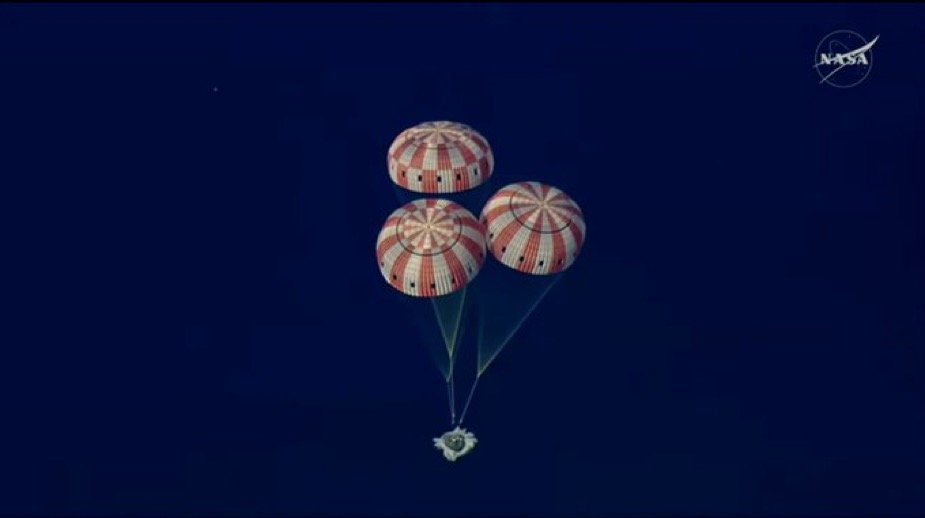 The Artemis hype shouldn’t die down 🙂‍↕️. Feed your eyes. in z/technology (image 2 of 4)