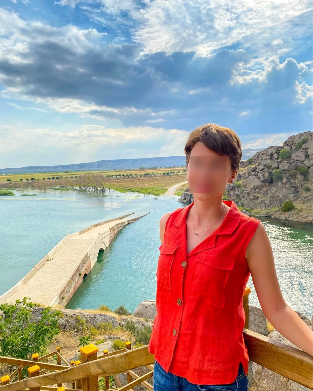 Çeşnigir Köprüsü