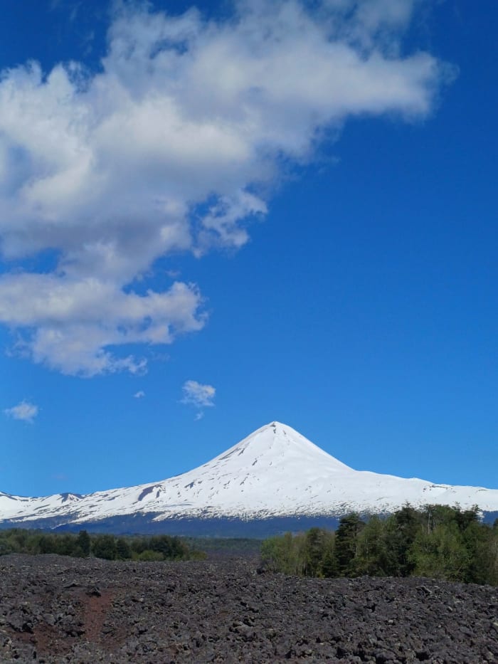 Volcanes de los Andes · Chile — De Los Lagos