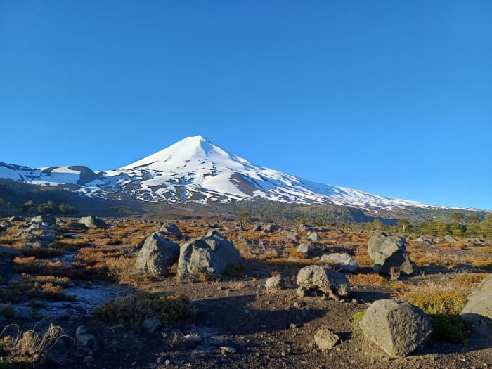 Volcanes de los Andes · Chile — De Los Lagos