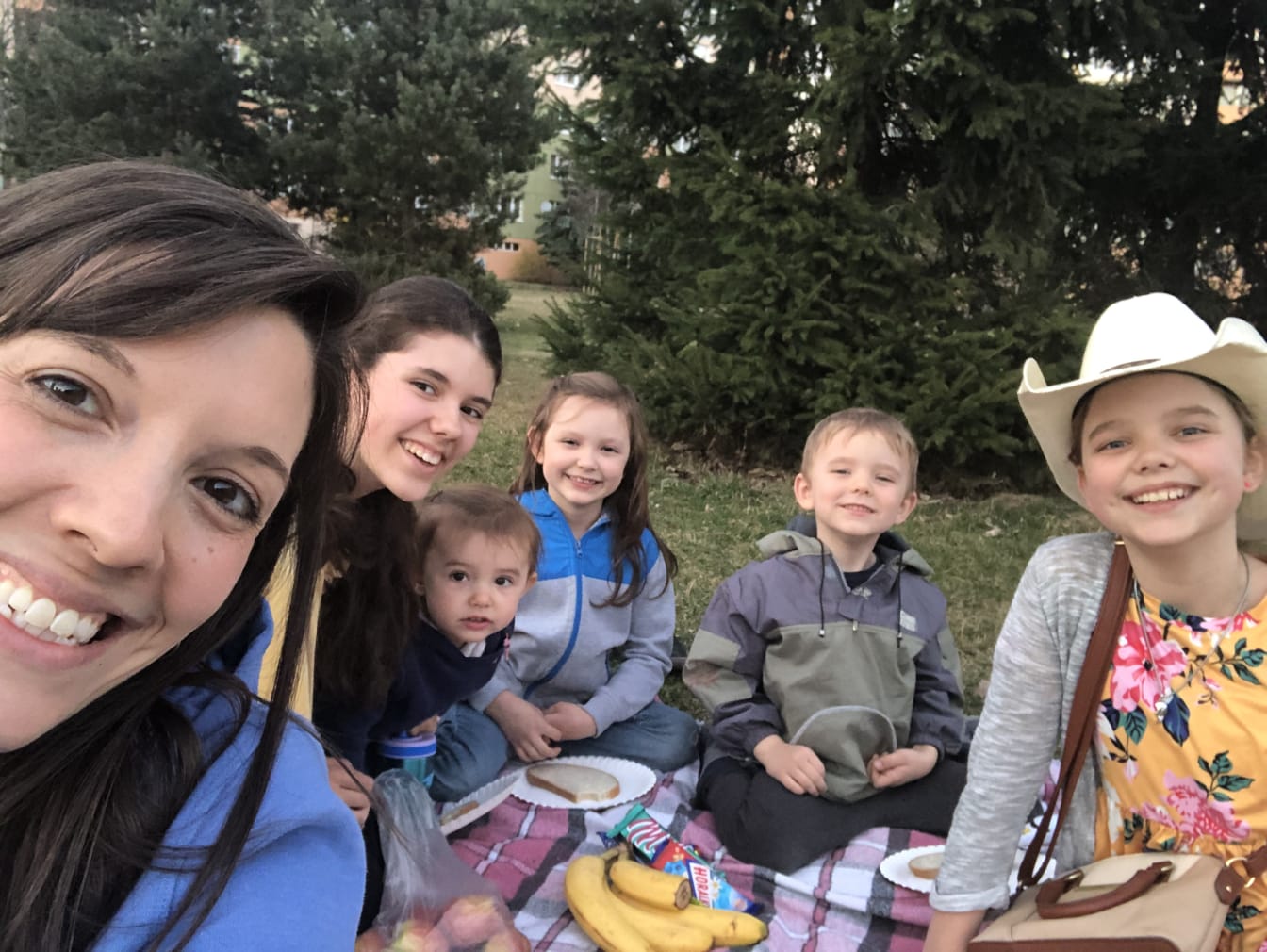 With Dad in Ukraine, Kels and kiddos got out to expore a nearby park in Žilina!