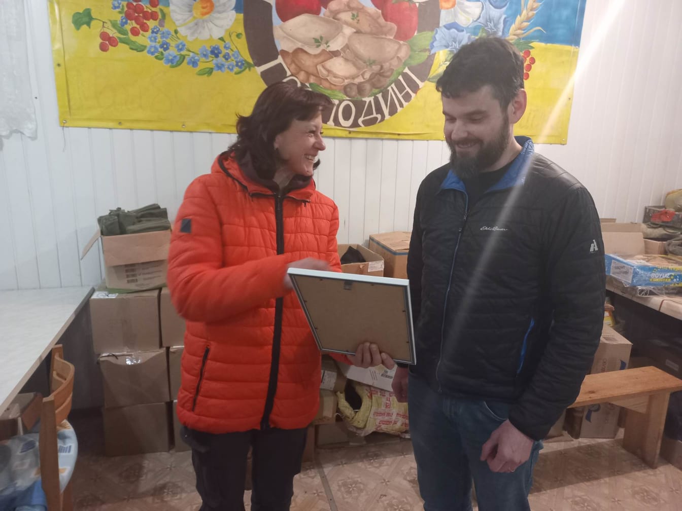 While we were there, Milena presented us with a gratefulness award.