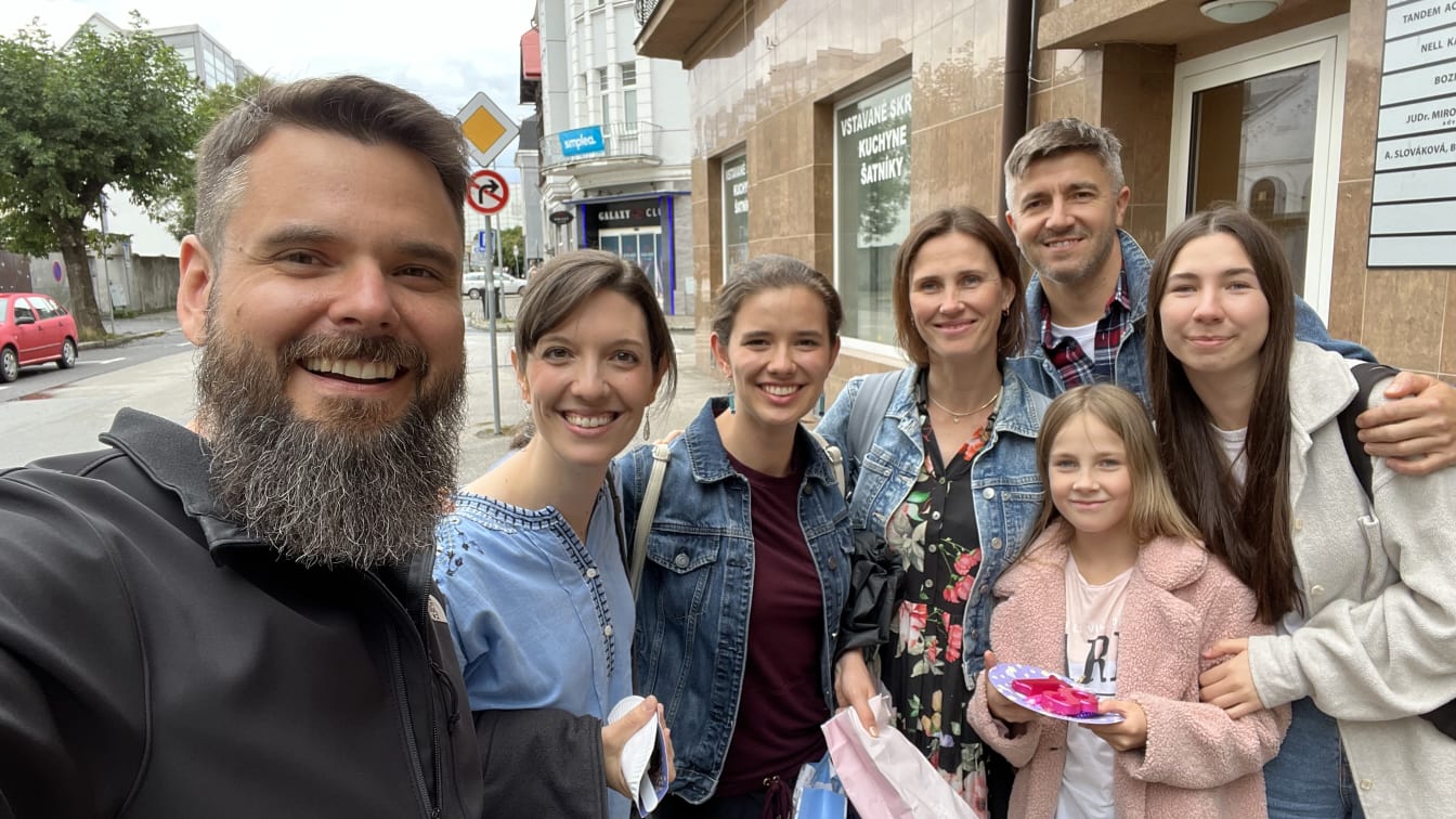 During a recent visit to Slovakia, it was great to see our Ukrainian friends the Horyovii family!