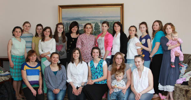Recently, Kelsie was asked to speak at a two-day family seminar here in Lviv. She was joined by Katelin Day, and together they delivered a series of talks aimed at encouraging and equipping young mothers. This is Kelsie’s report of the event in her own words.