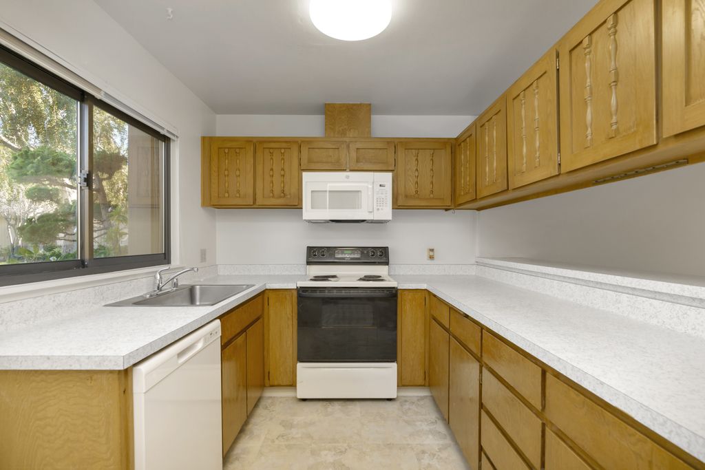 3343 Solomon Lane 