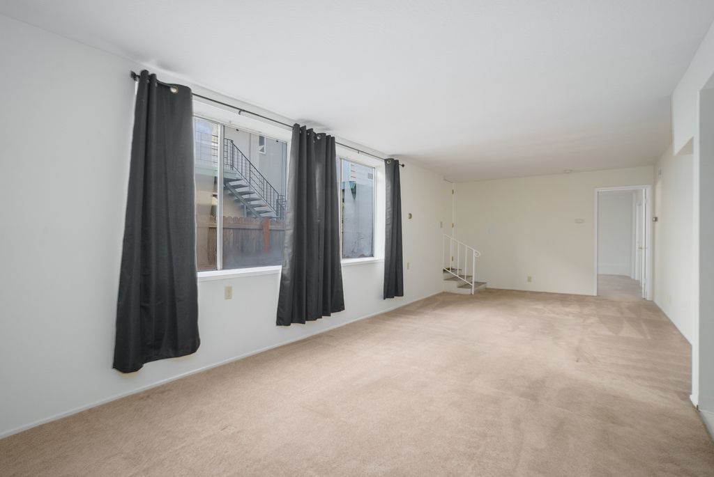1526 Verdi St. #A