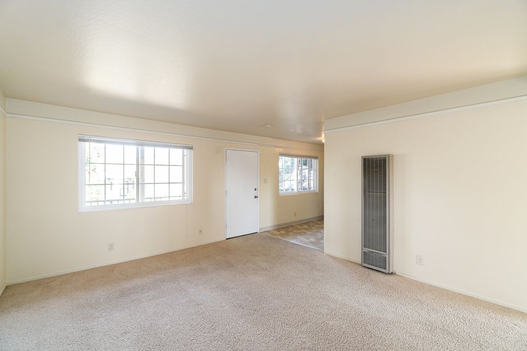 2045 Santa Clara Ave 