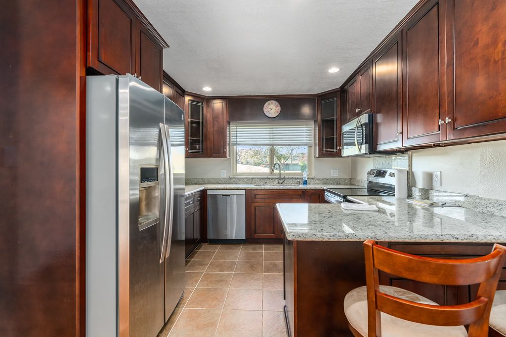 1123 Bismarck Lane 