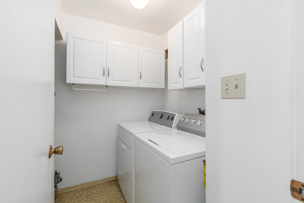 1123 Bismarck Lane 