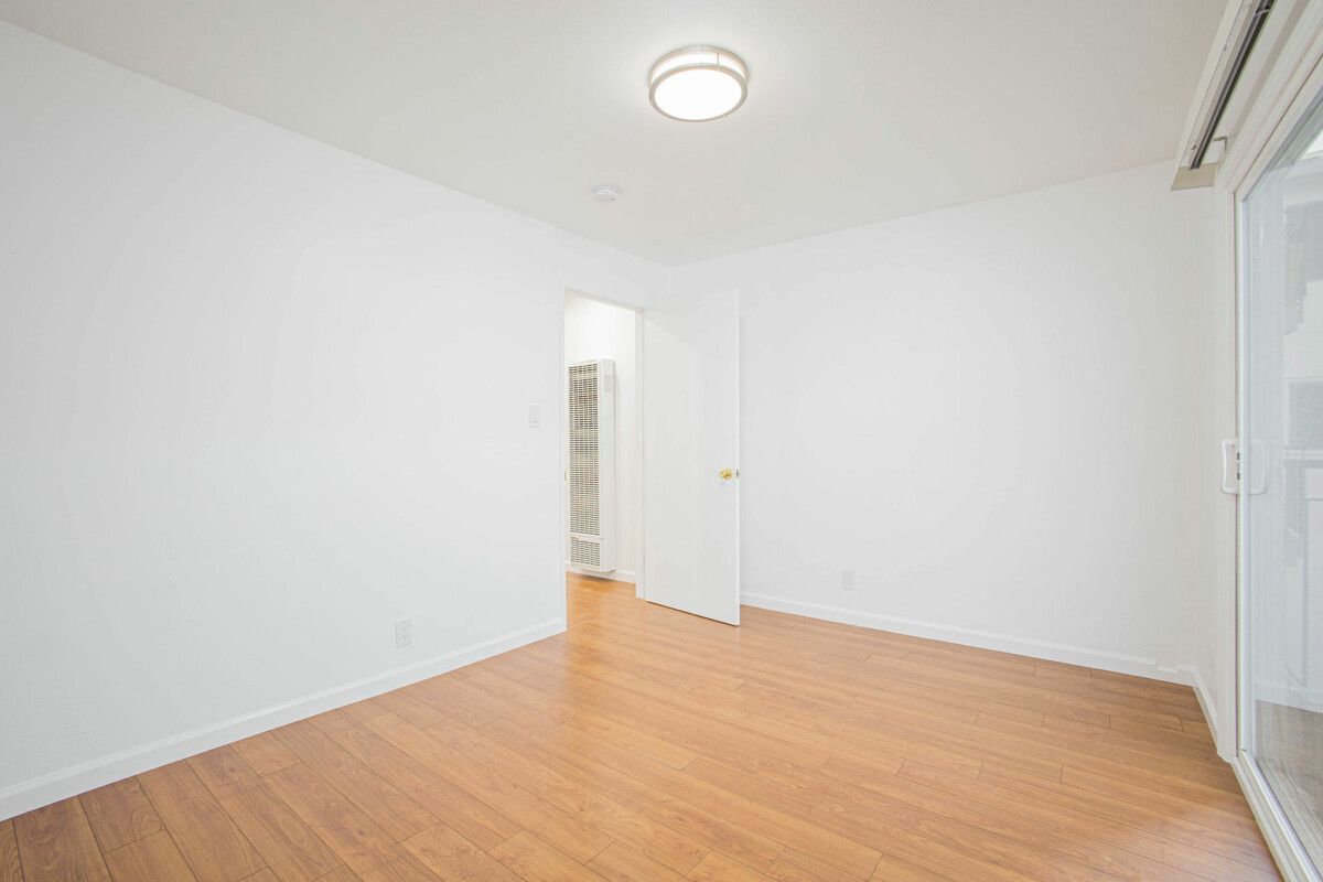 137 Montecito Ave #203 