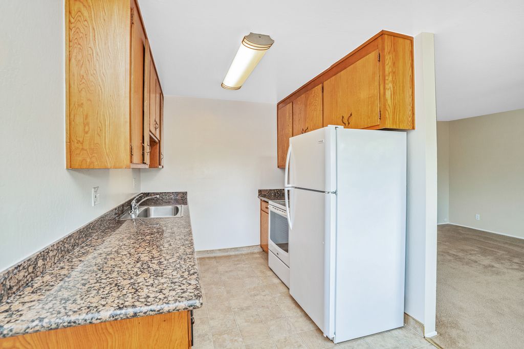 2622 Central Ave #D