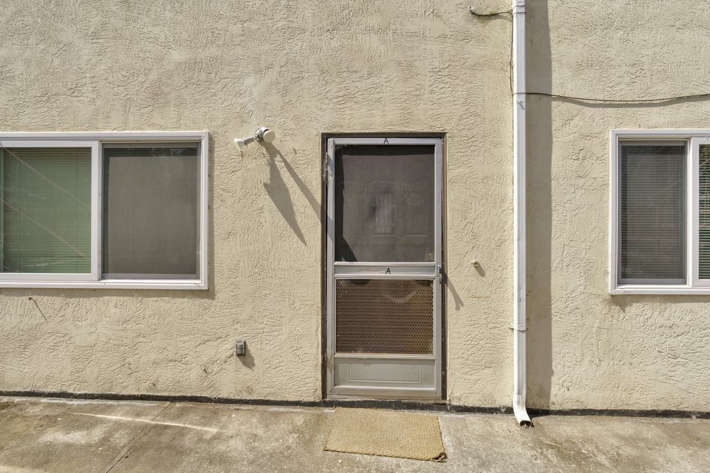 1220 Park Ave #A