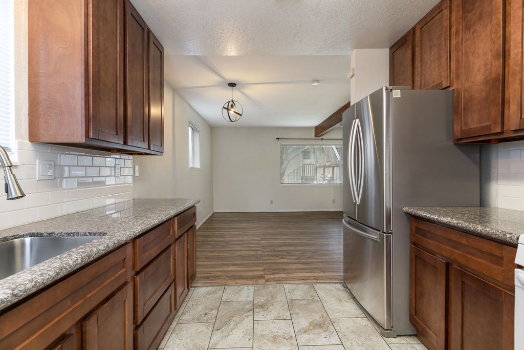 1546 Sherman #A