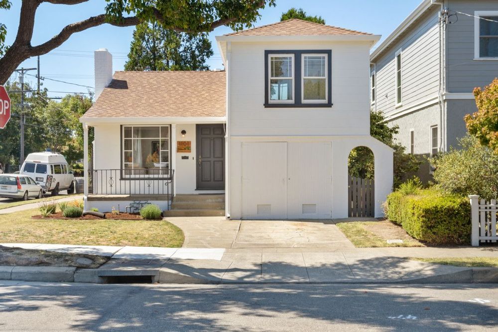 1101 Post Street