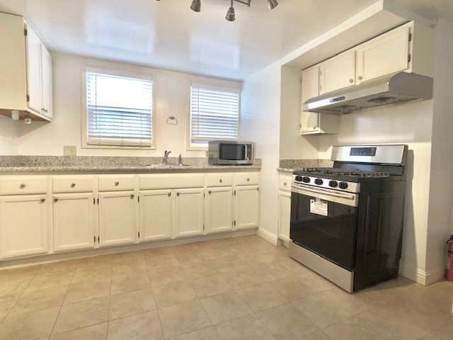 2310 Buena Vista Avenue Unit B