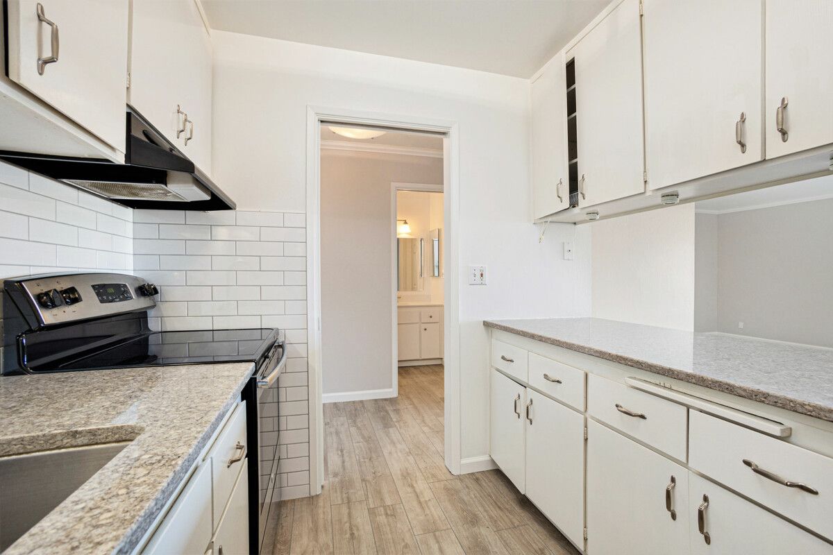 1321 Webster St #D306