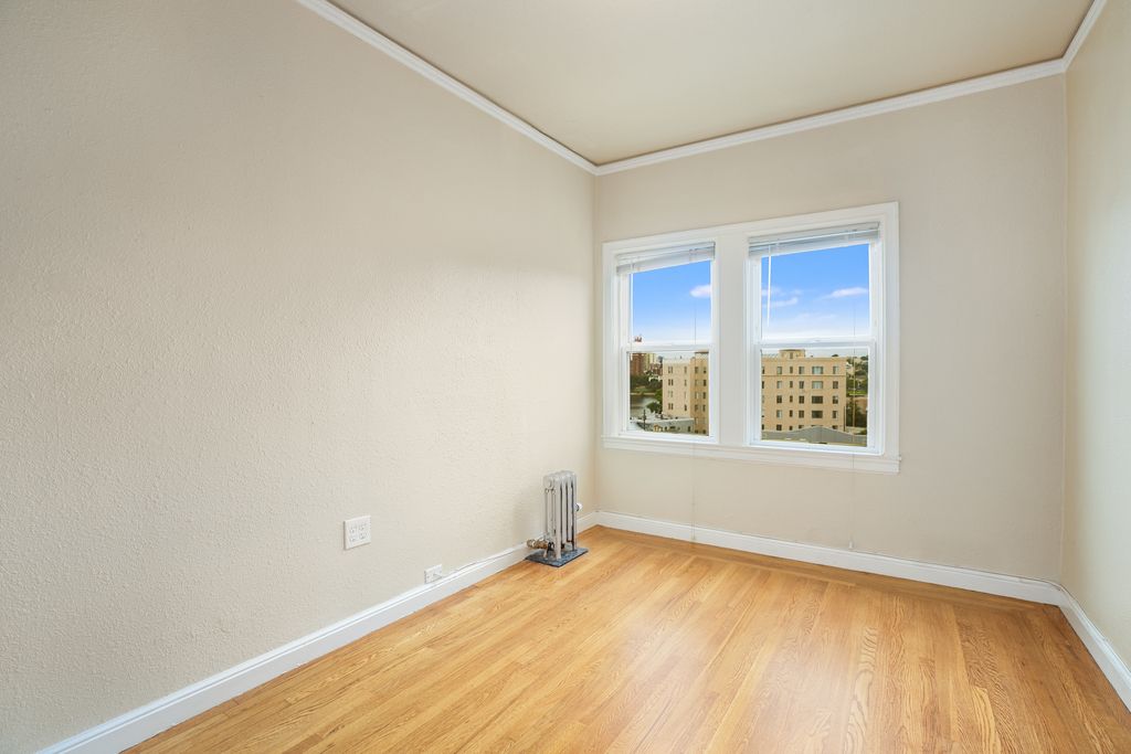 365 Hanover Ave #107