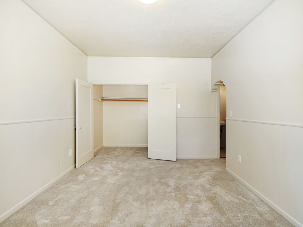615 Central Ave #301