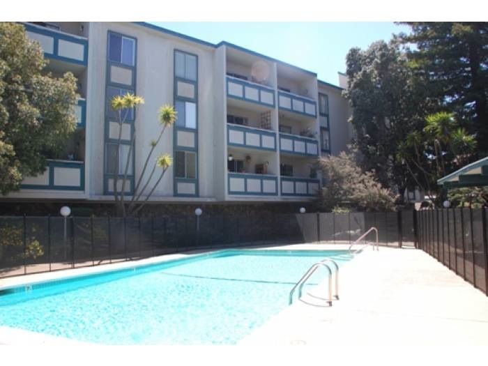 965 SHOREPOINT CT #305