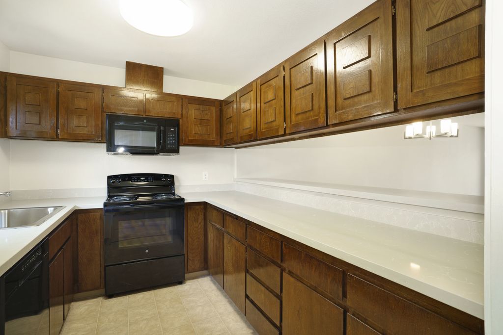 3229 Santa Cruz Lane 