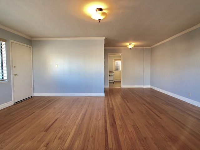 2710 Ivy Dr