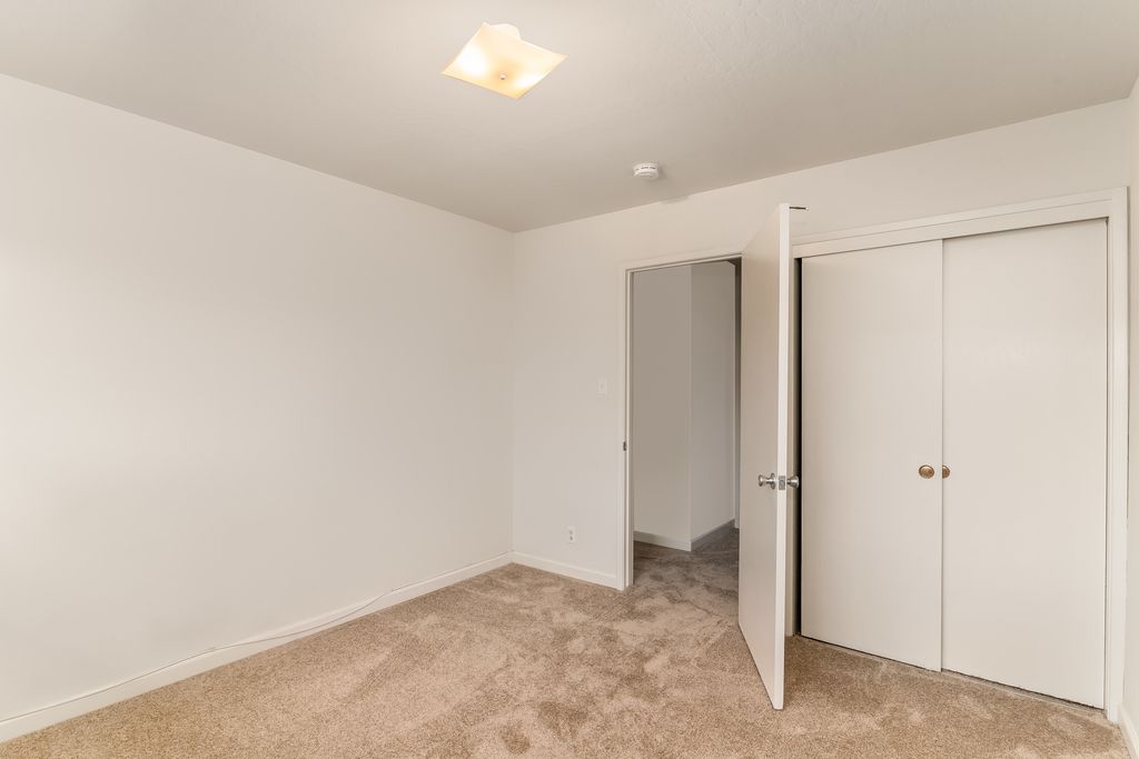 2618 Central Ave #E