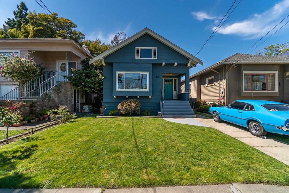 1225 Pearl Street