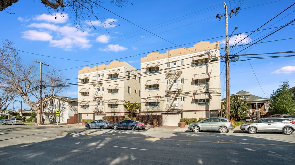 615 Central Ave #303