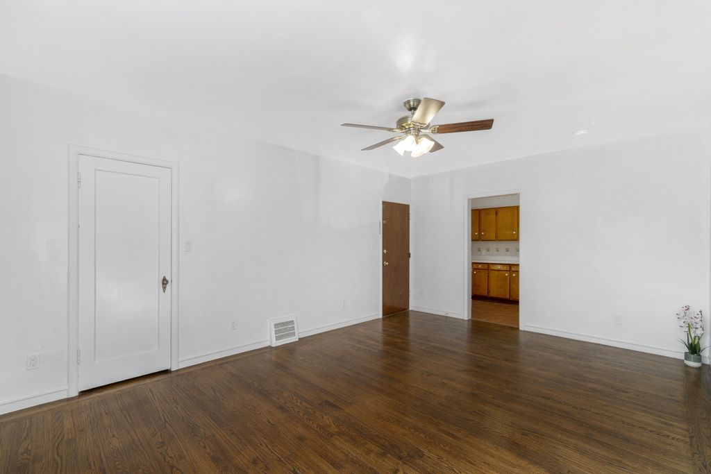 1047 Santa Clara Ave #2 
