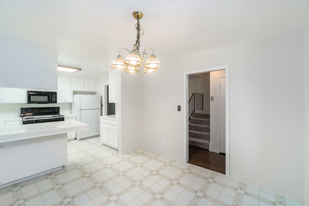 2701 Bayview Dr