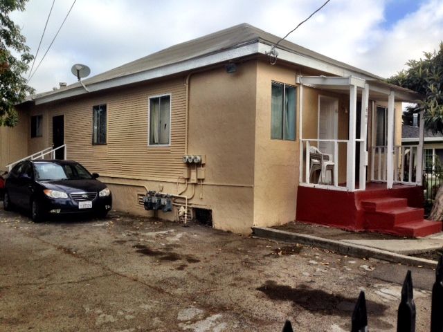 661 Clara Street