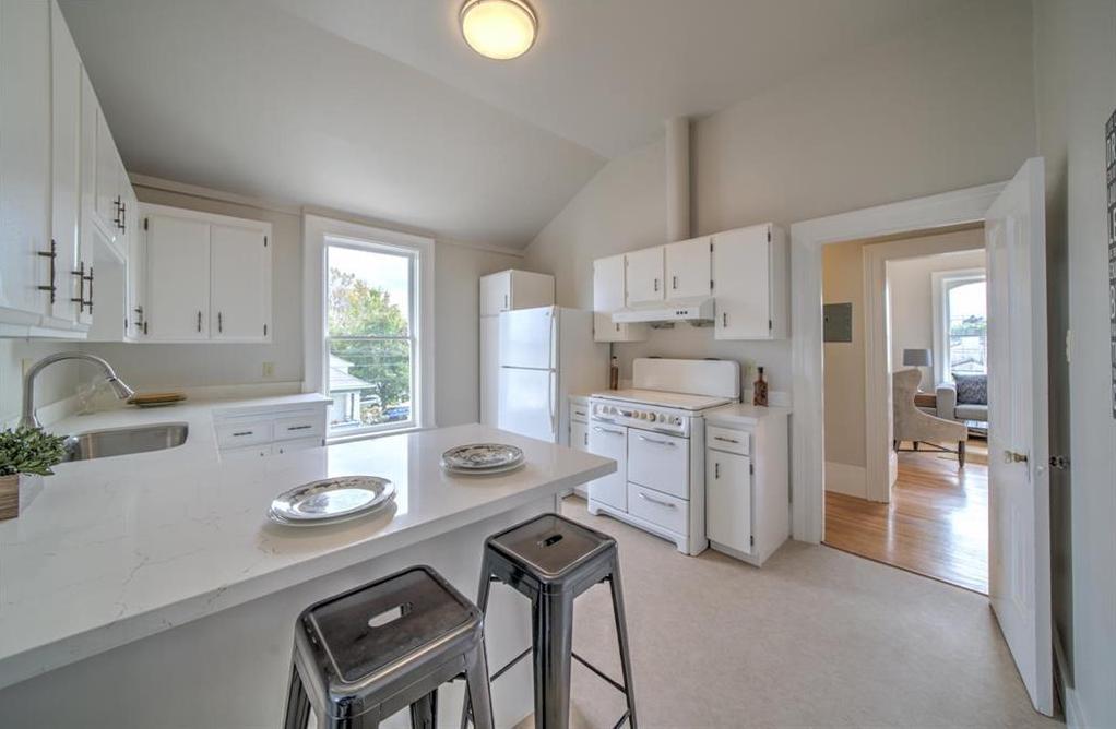 2031 Eagle Ave #B
