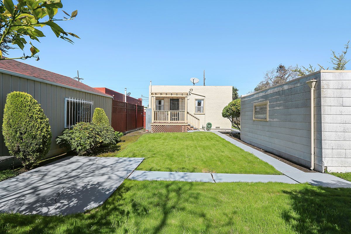 2654 Ritchie Street