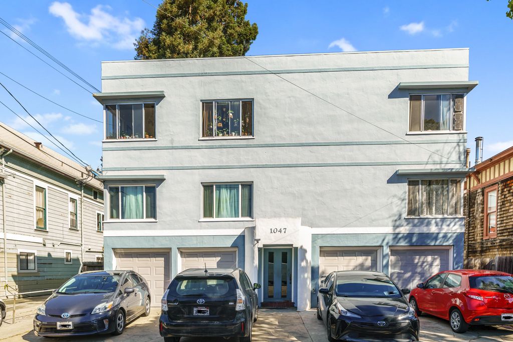 1047 Santa Clara Ave #1